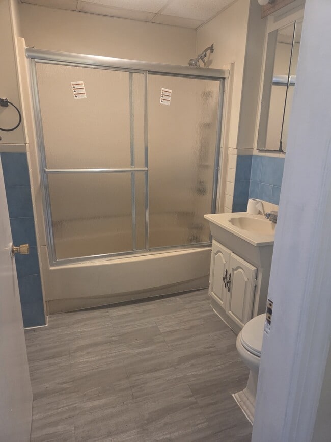 Photo - 155 Thomas St