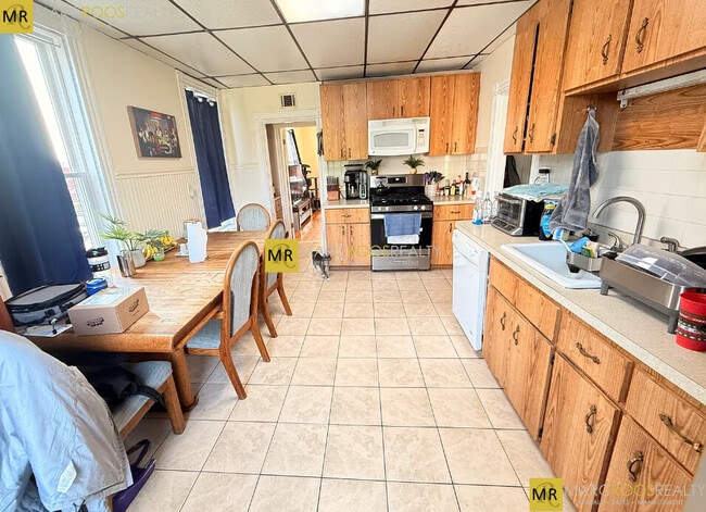 Building Photo - 202 Market St Rental