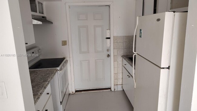 Photo - 1940 NE 2nd Terrace