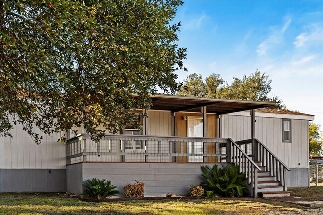 Photo - 1780 Farm to Market 1626