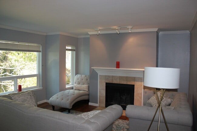 Photo - Gated Condo 2 bedroom 2 bath with no stairs! Unit N202