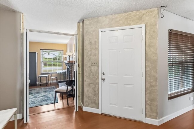 Photo - 7832 Barberry Dr