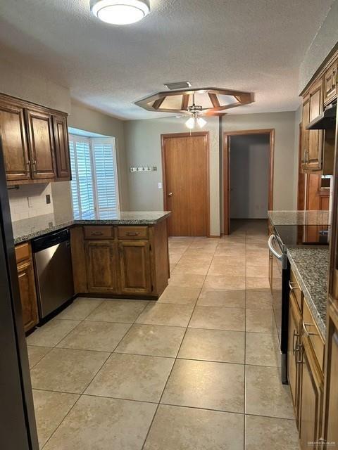 Photo - 13 Wisteria Ave