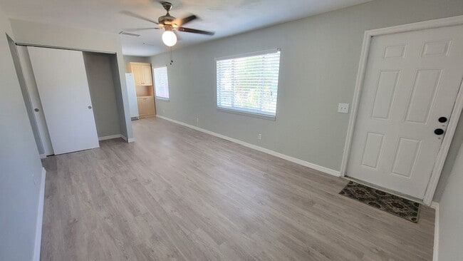 Photo - 617 59th Ave Dr W Unit 619 59th Avenue Drive W