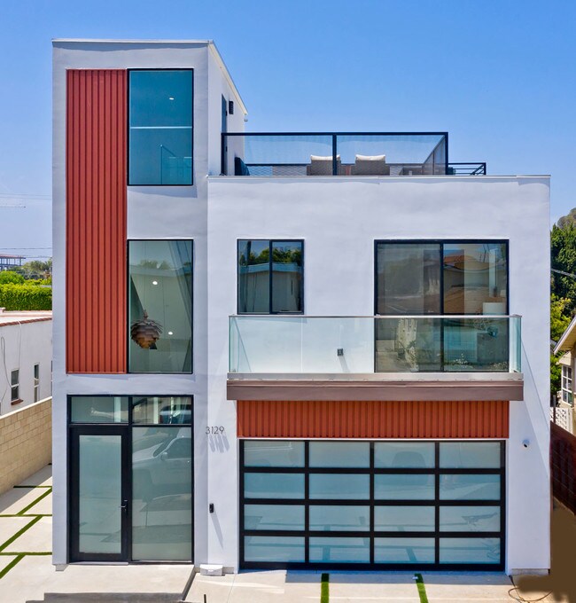 Photo - 3129 Helms Ave