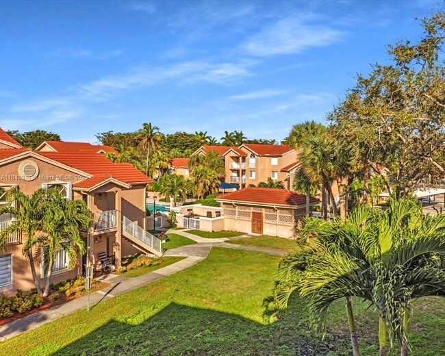 Building Photo - 15770 SW 106th Terrace Unit 303 Rental