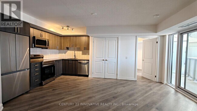 Photo - 1010 Sandy Beach Rd Unité 416