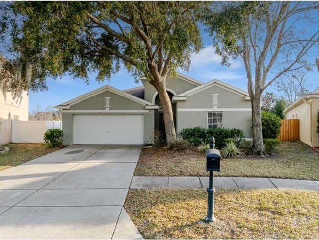 Building Photo - Highly Desirable Land O’ Lakes Rental With Easy Tampa Access