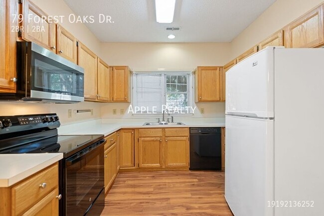 Photo - 79 Forest Oaks Dr