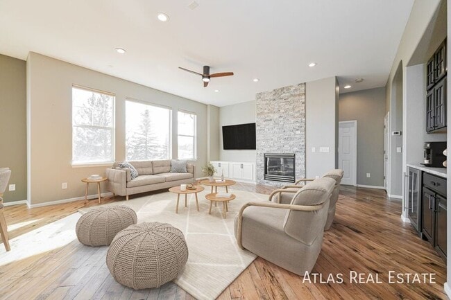 Photo - 6242 S Oak Hill Ct