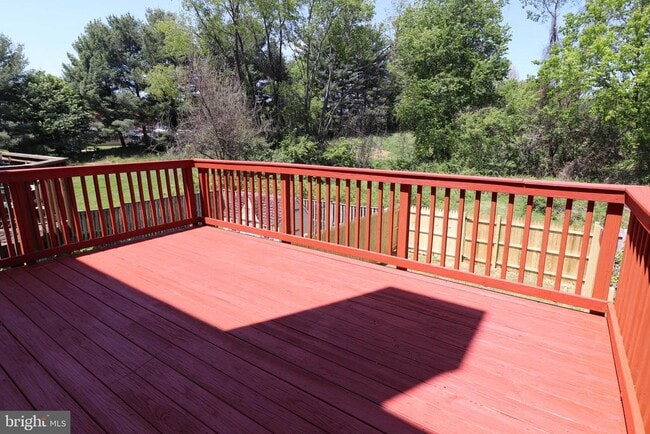 Photo - 18365 Honeylocust Cir