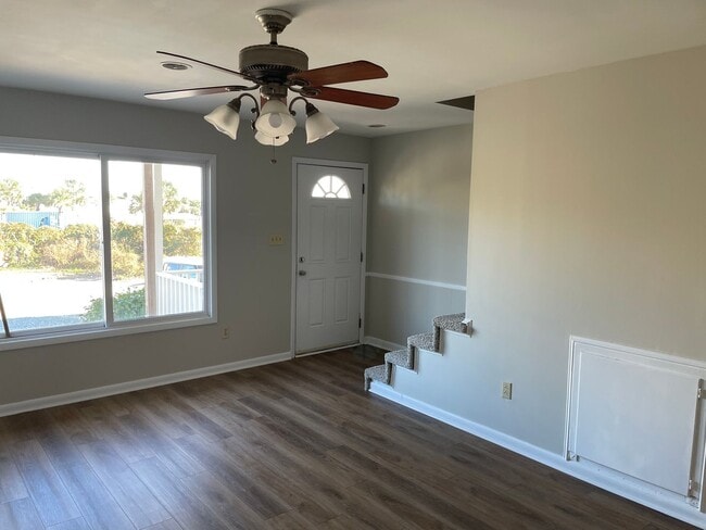 Photo - SE133 Unidad SE133  2