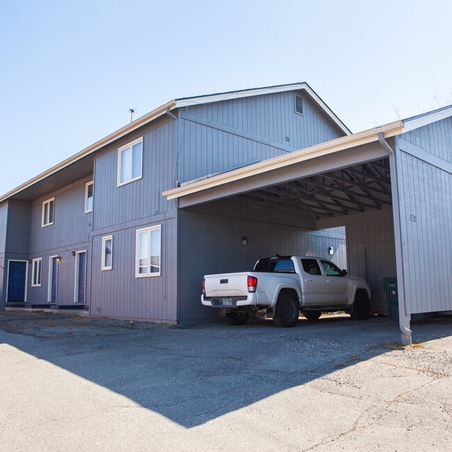Mayfair 4plex - Mayfair 4plex Condo Unit 4