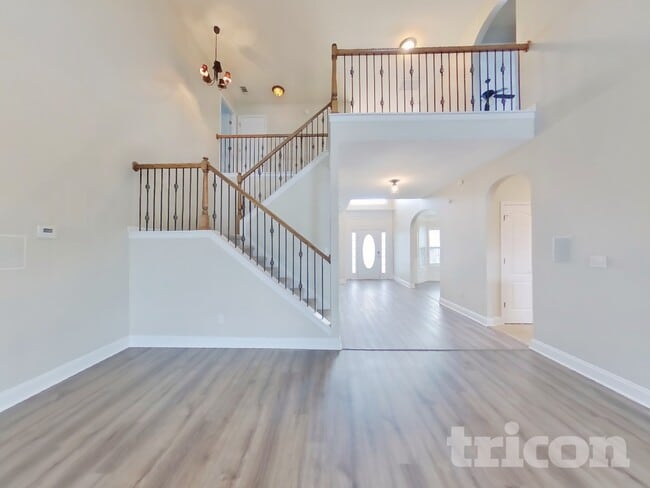 Photo - 558 Georgia Cir