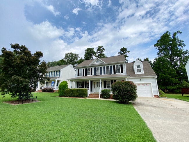Photo - Room in House on Ujamaa Dr