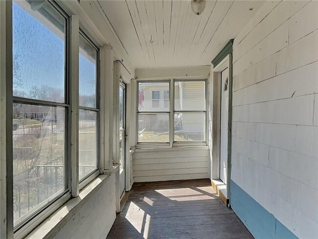 Photo - 4042 Clinton Ave