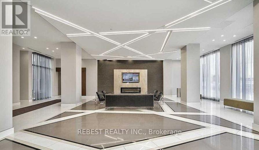 Photo - 5025 Four Springs Ave Unité 403