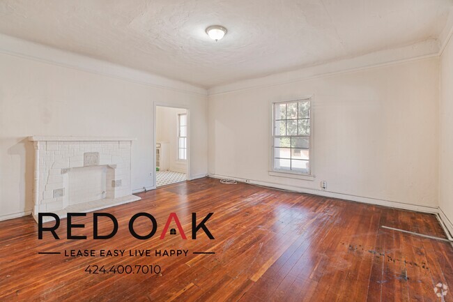 Building Photo - Vintage Inspired Two Story Two Bedroom wit... Unit 101 Rental