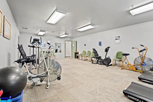 Building Photo - 1104 S Carrier Pkwy Unit 50