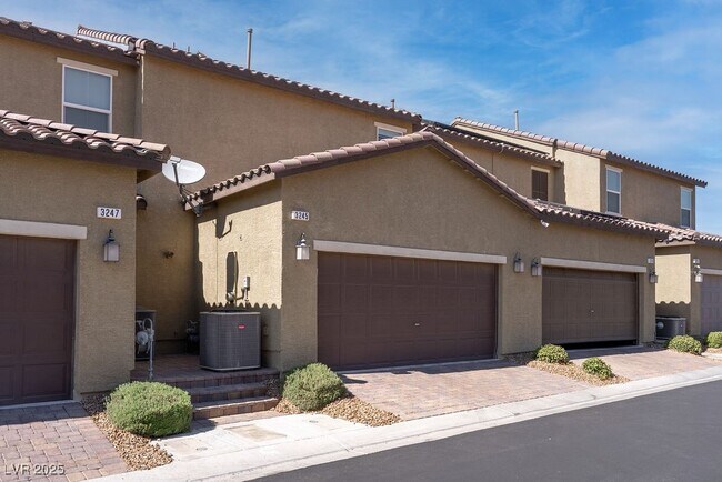 Photo - 3245 Montage Dr