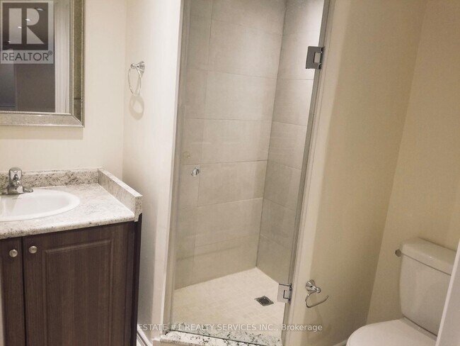 Photo - 12 Locarno St