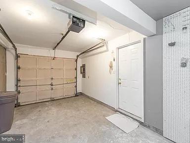 Photo - 1127 Kelfield Dr