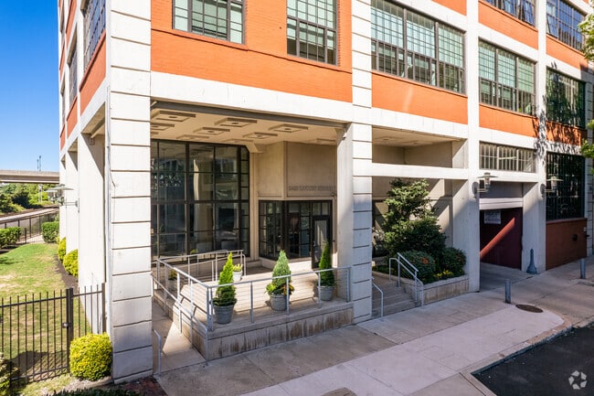 Photo - Locust Point