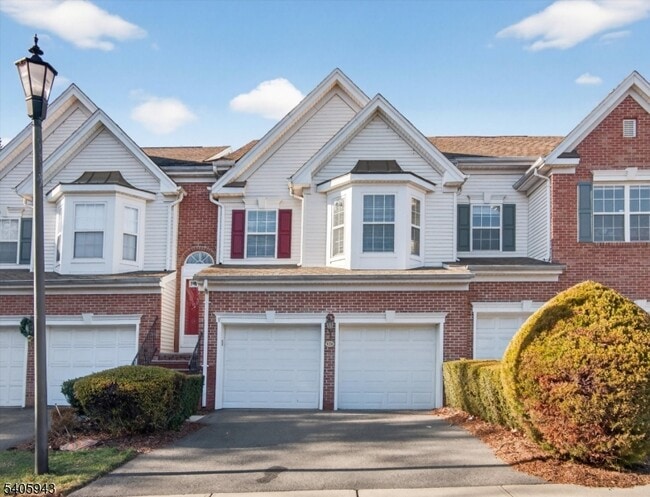 Photo - 124 Barclay Dr