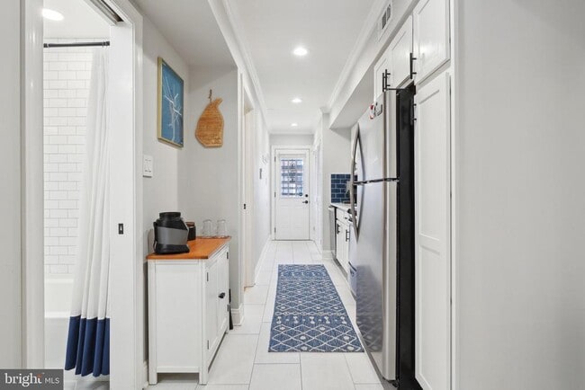 Photo - 123 17th St SE Unit 2