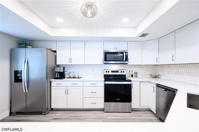 Building Photo - 586 Beachwalk Cir Unit O-205