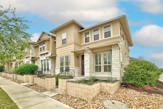 Building Photo - 6814 E Riverside Dr Rental