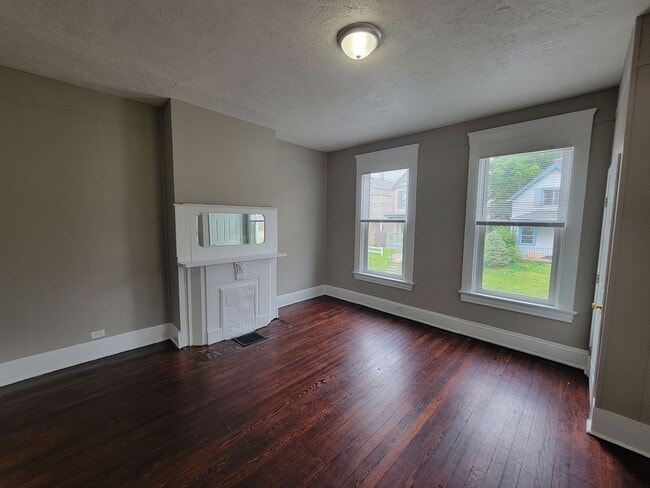 Photo - 1811 Lincoln Ave