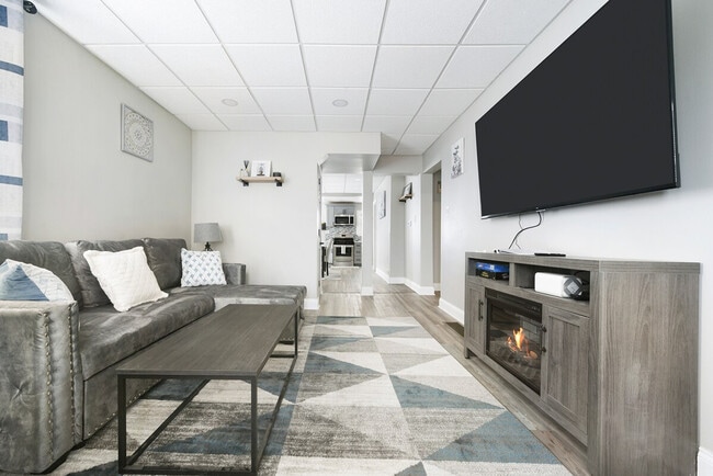 Photo - 444 Oneida St Unit ID1359752P