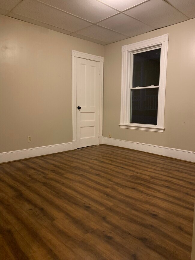 41 Gamage Ave Apartments Unit 2 Auburn, ME