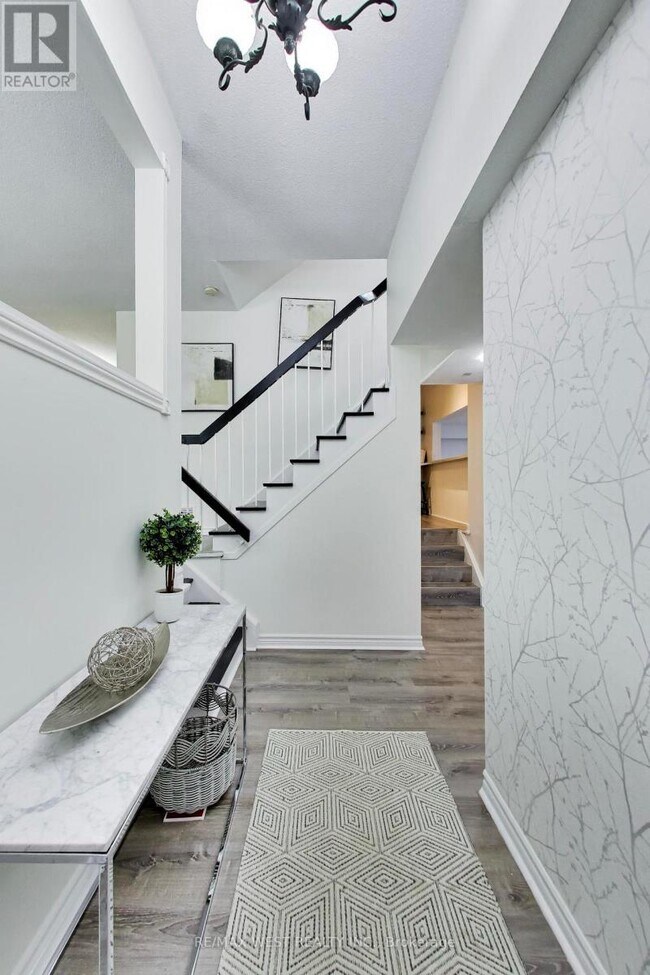 Photo - 128 Roser Crescent