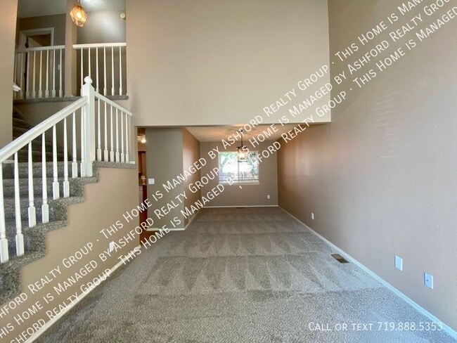 Photo - 5330 Tupper Ct