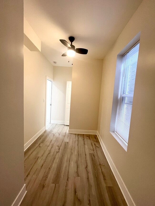 Photo - 3221 S May St Unit 2F