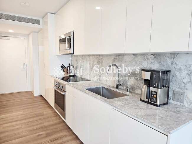 Photo - Aalii #1609 | Honolulu, HI Unit 1609