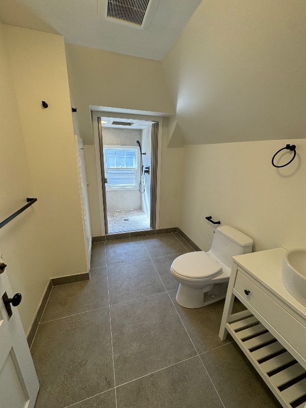 Photo - 79 College St Casa