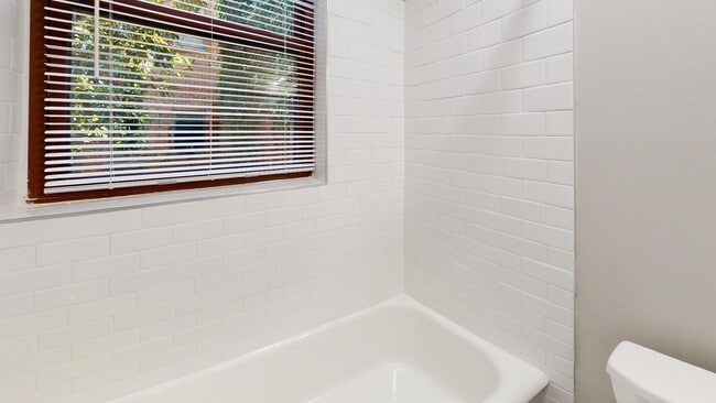 Photo - Lennox Apartments