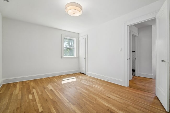 Photo - 208 W Hudson Ave