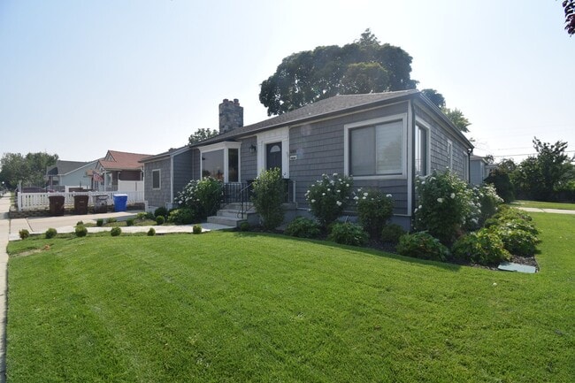 Photo - Unique 6 Bedroom Home in Midvale!