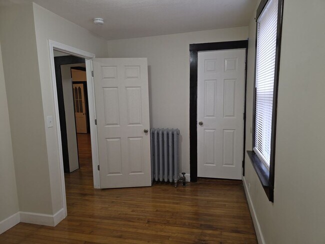 27 Wilcox St Unit 1L