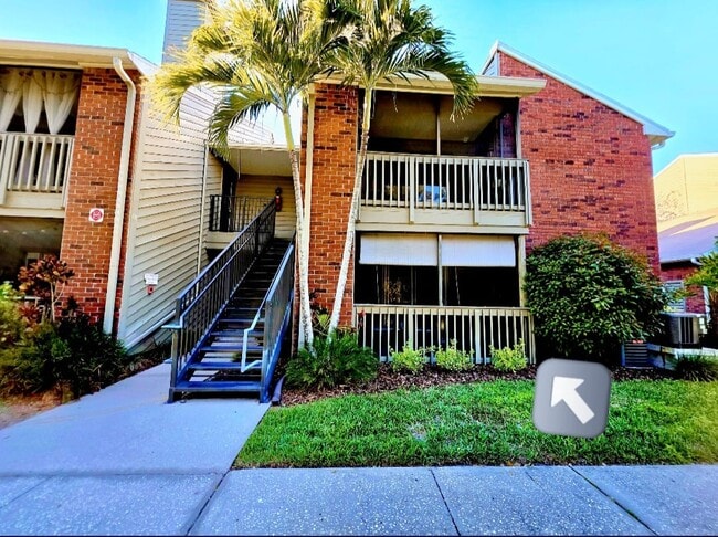 Building Photo - 9100 Dr Martin Luther King Jr St N Unit 715