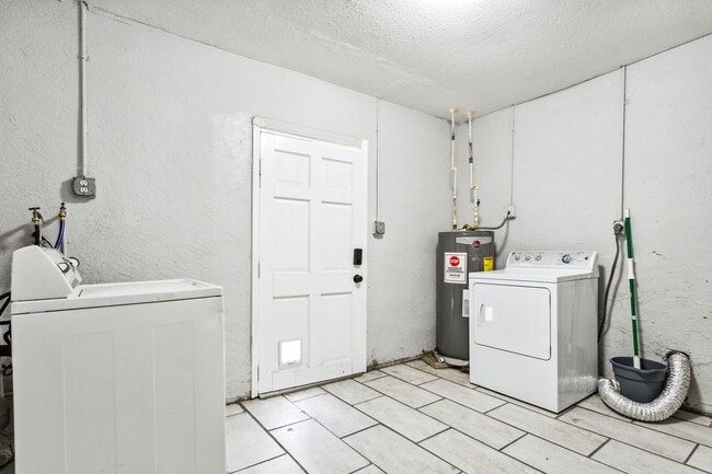1110 32nd St S Unit 4
