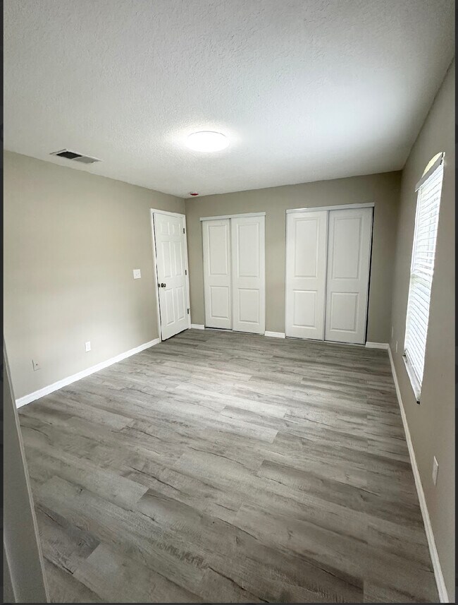 Photo - 7417 Savannah Ln
