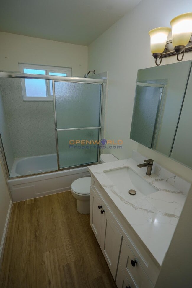 Photo - 414 Bancroft Ave Unit A