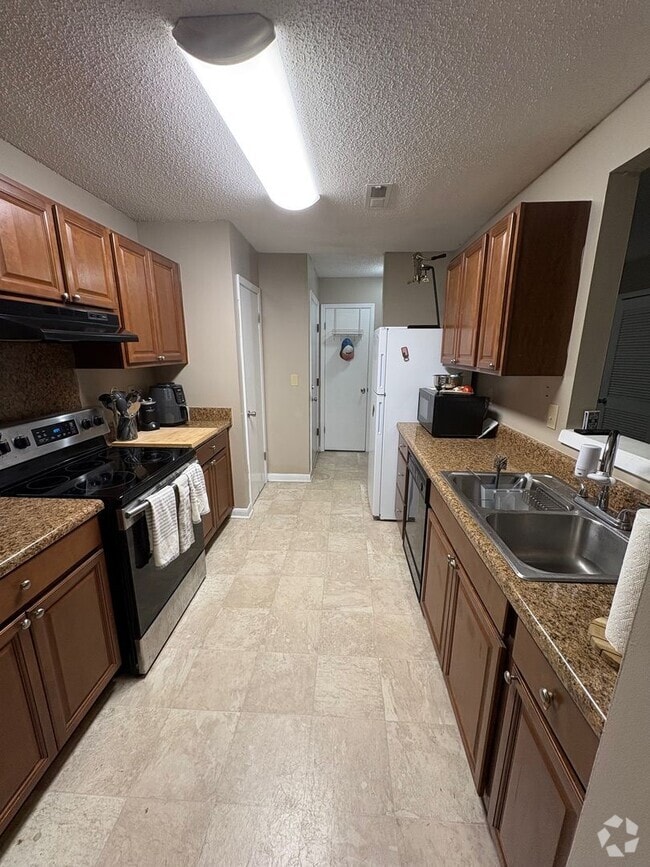Building Photo - 1195 Village Creek Ln Unit Apt 1