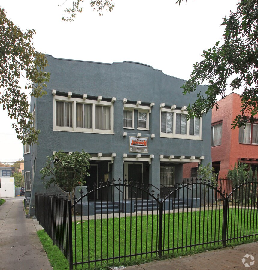 Photo - Curtis Johnson Apartments