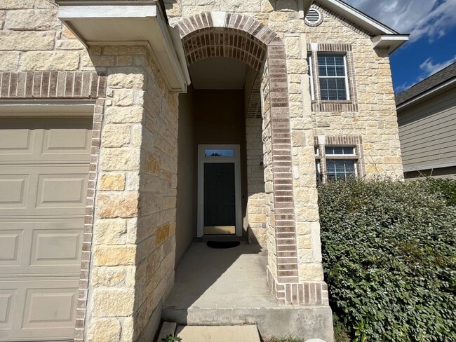 21114 Villa Valencia